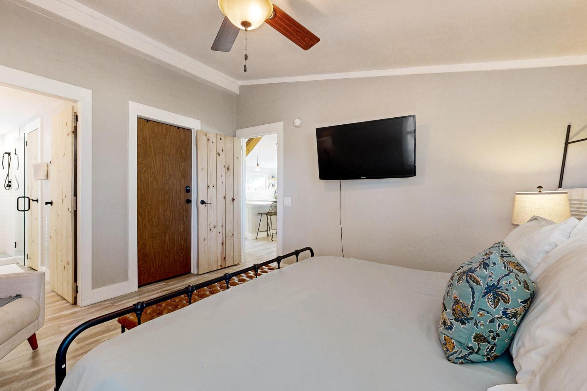Lake Buchanan Living Burnet Bagian luar foto